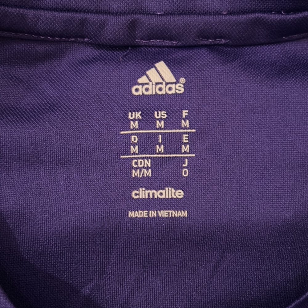 NWOT MENS ADIDAS T-SHIRT SIZE MEDIUM - Picture 3 of 4